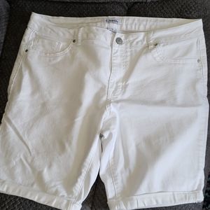 White cuffed jean shorts - size 16